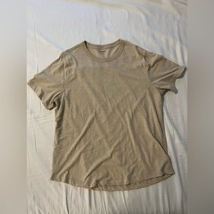 Gently used men’s extra large old navy tee